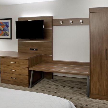 Holiday Inn Express & Suites - Milan - Sandusky Area By Ihg Eksteriør billede