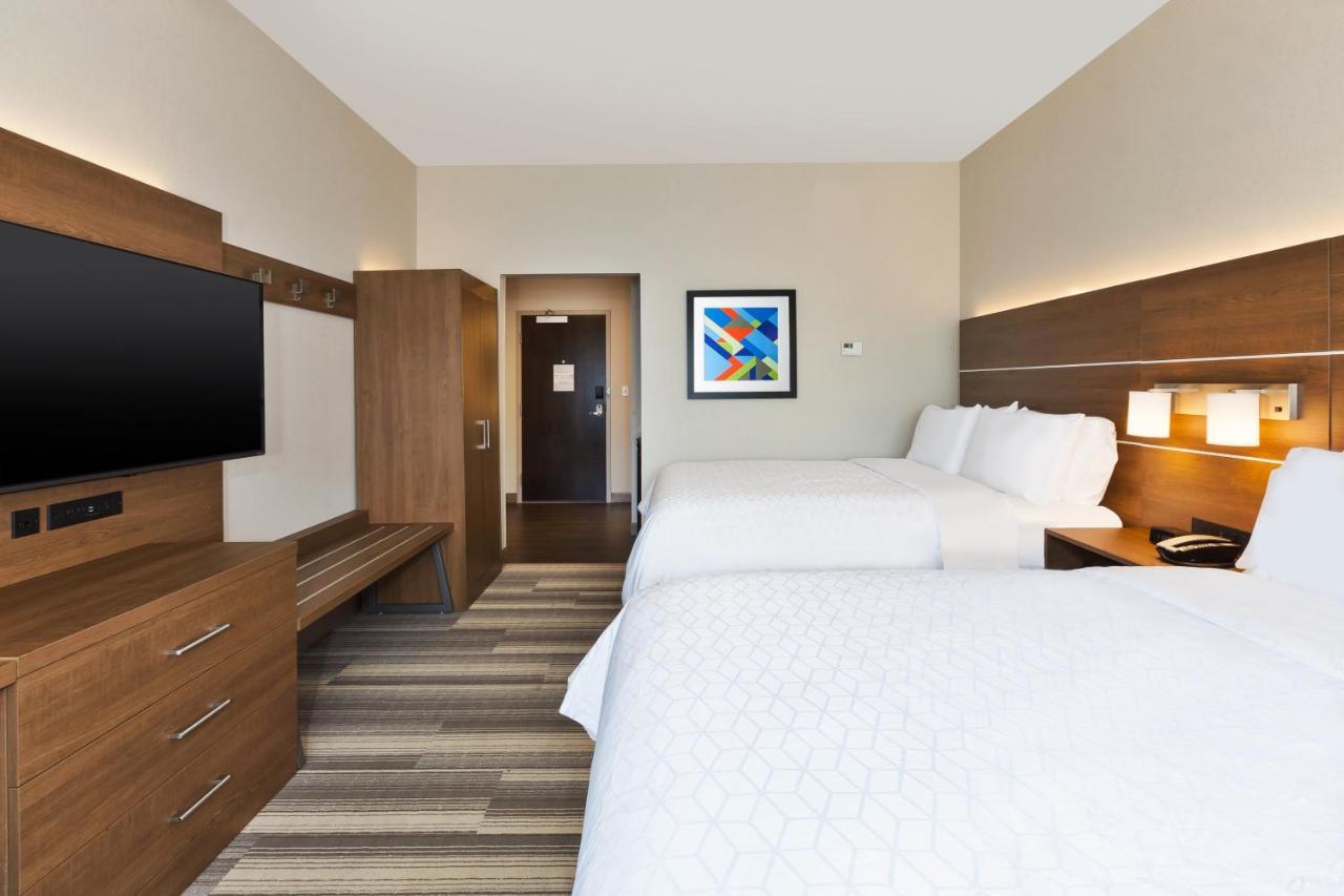 Holiday Inn Express & Suites - Milan - Sandusky Area By Ihg Eksteriør billede