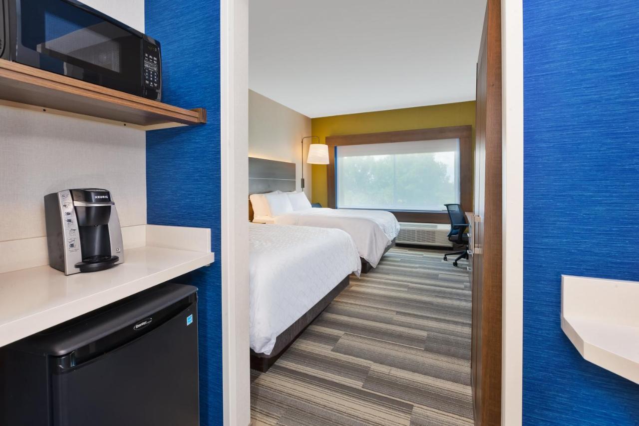 Holiday Inn Express & Suites - Milan - Sandusky Area By Ihg Eksteriør billede
